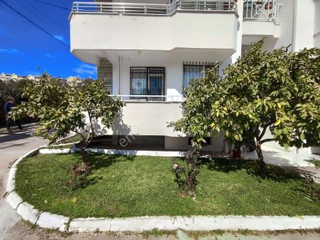 Kardeşten Avcılar Altında Site İçinde Yüksek Girişli 2+1 Daire
