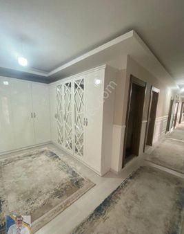 Cevdet Paşa Mahallesinde Satılık 4+1 Geniş Lüks Daire