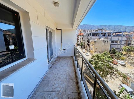 Royal Işık Ofisten Manisa Yunus Emre Yeni Mh. De Sıfır Arakat