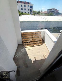 Belediye Karşısında Sıfır Yapım Lüks 2+1 Arakat