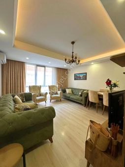 Esenyurt Güzelyurt Mah'de Eşyalı Butik Site İçi Kiralık 3+1 Dubleks Daire