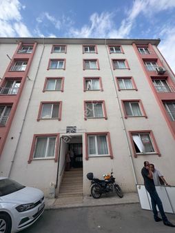 Marmara'dan Tarla Kapı Caddesinde 2+1 Satılık Daire