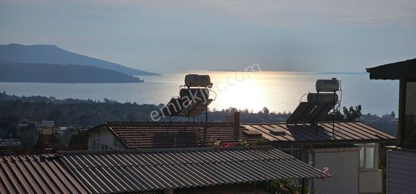 Didim Akbükte Satılık Deniz Manzaralı Bitişik Nizam Villa