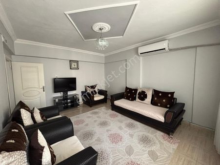 Makro Lıfe Huzurevleri Ana Cadde Üzeri 3+1 Daire Satıyor (acill Satılık)