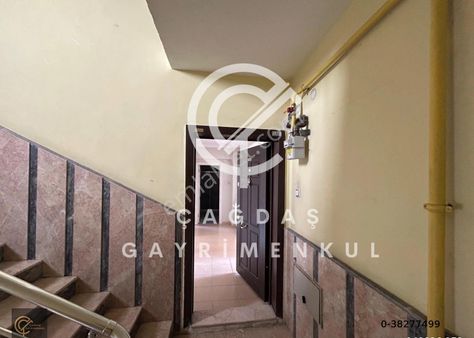 Çağdaşgayrimenkul'dan Satılık 3+1konumu Kullanışıylafırsat Daire