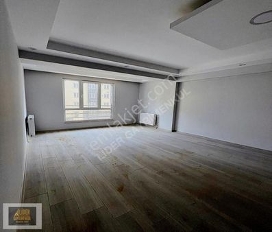 Cerkezköy Lider'den İstasyon Mah.emliyet Civarı 2+1.115m² Daire