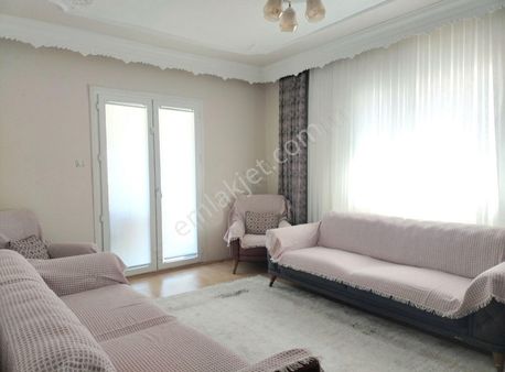 Akgün Emlak'tan Satılık Bahçelievler Mahallesinde 3+1 Daire