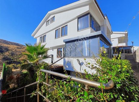 ▓liva'dan Kuvaimilliye Muhteşem 5+2 Site İçerisinde Lüks Villa▓