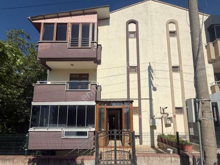 Century 21 Bal'dan Kuvvai Milliye Mah. 4+1 Villa