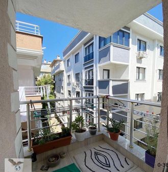 Avcılar Merkezde 3+2 Metrobüsün Dibinde 10 Yaşında Dublex