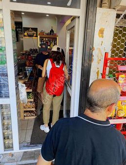 Karşıyaka Demirköprü İz-ban-karşısında Devren Satılık Te.bayii