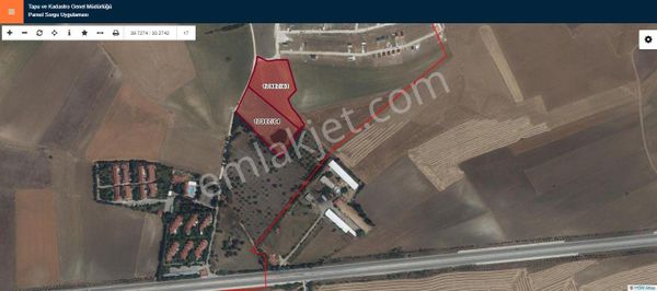 Yukarı Kartal’da, Kütahya Yolu Yakını, Satılık (23.085 M2) Arazi