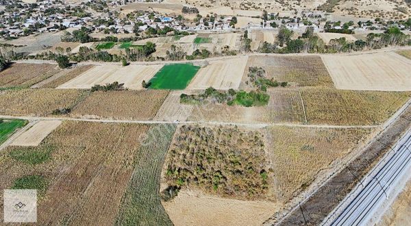 Babaeski Ağayeri Köyünde Satılık 5627 M2 Satılık Tarla