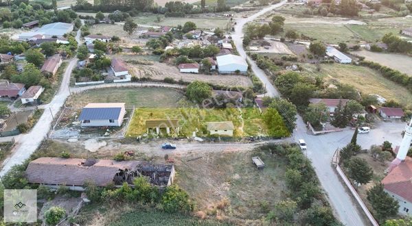 Babaeski Çavuşköy De Satılık 771 M2 İmarlı Arsa Ve Yapılar