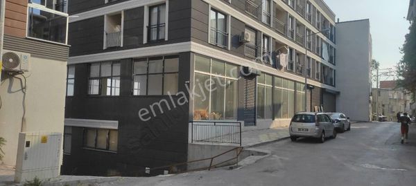 Kurumsala Kiralık Tek Parça 450 M2 Dükkan