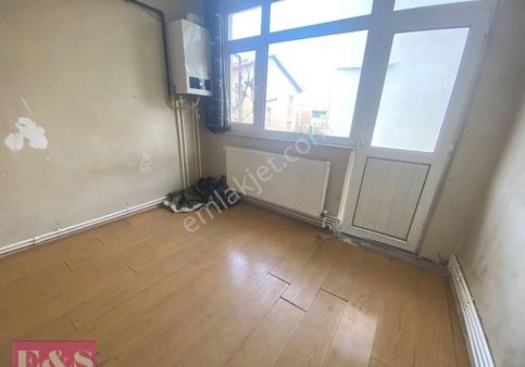 Es Gayrimenkul Yedikulede Kiralık Daire