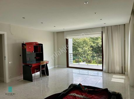 Site İçerisinde Kiralık Villa...