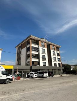 Erguvan Çamlık Sitesi'nde Satılık Lüks 3+1 Daire