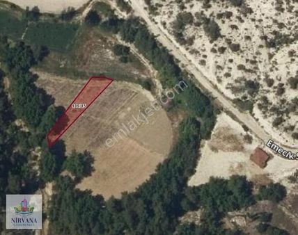 Çameli Emecik Mahllesinde 573 M2 Hobi Bahçelik Arazi