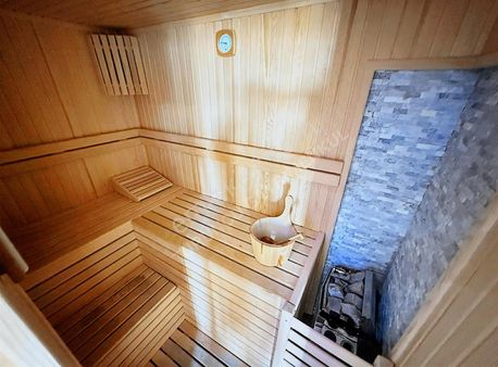 Turuncudan Prestijli Sitede 3+1 Havuzlu Saunalı Satılık Daire