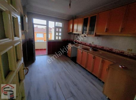 Darıca Kazımkarabekirde Kiralık Arakat Daire 2+1 90 Mtr