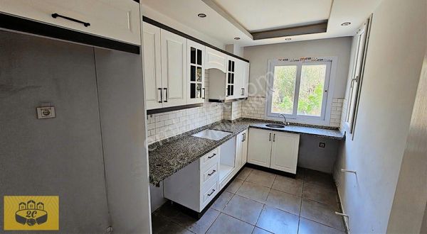 Sarıçam Sofudede Mah.5 Katlı 2.katı 3+1 Kapalı Mutfak Geniş