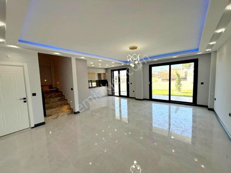 Didim'de Satılık Sıfır 3+1 Villa