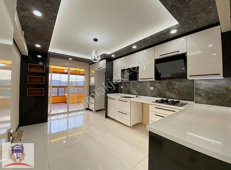 Vadim Emlak'tan Anadolu Lisesi Yakını Fuul Yapılı 4+1 Daire