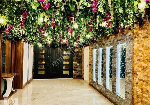 Rüyaların'da Ötesinde O Bir Taş Villa... Honazda Hamamlı Saunalı Havuzlu Satılık Devasa Villa