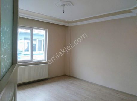 Karacabey Emirsultan'da Satılık 4.kat 2+1 Kombili Daire