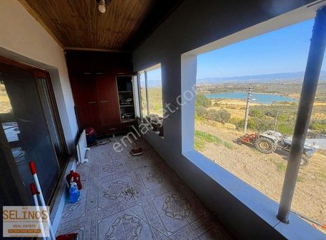 Bergama Merkeze Yakın Oturmaya Hazır Köy Evi