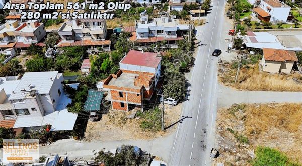 Dikili Merkeze Yakın Kaba İnşaat 'ta Yazlık