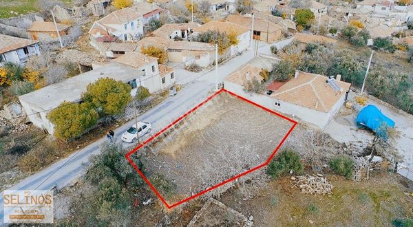 Bergama Doğancı Mahallesinde 320 M2 2 Kat İmarlı Arsa
