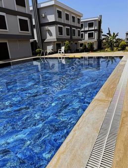 Acilll Satılık Havuzlu Sitede Geniş Ve Ferah Tribleks Villa