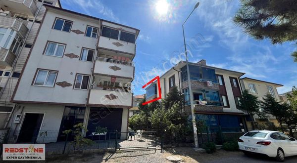 Okul Bölgesinde - Sahil Merkezde Sıfır Ayarında Eşya Kombi 2+1