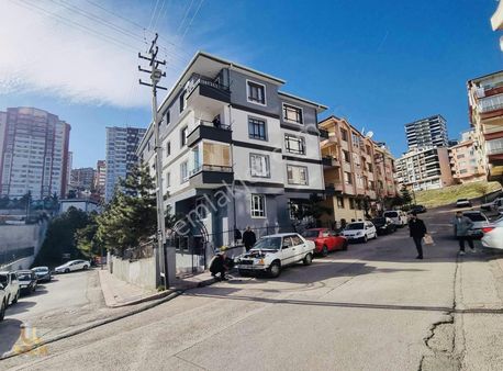 Etlik Gayrimenkul'den Seval Caddesinde 2+1 Fırsat Daire !!!!