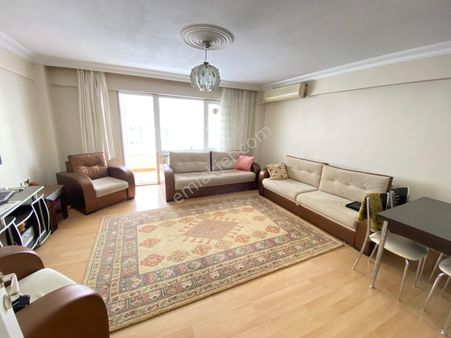 Satılık Mudanya Ömerbey Mah Merkezi Konumda 3+1 130m2 Fırsat Daire