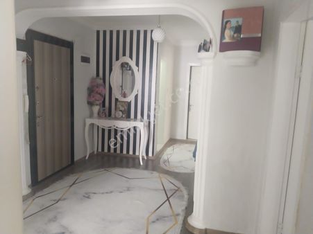 Balıkesır Burhanıye Geriş Mahallesi Okullar Mevkıınde 3+1 Satılık Daıre