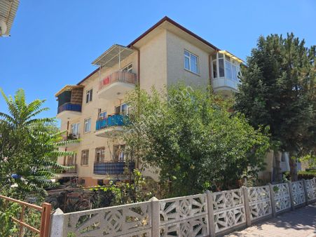 Türbe Mah. 2+1 Yüksek Giriş Kilerli Satılık Daire