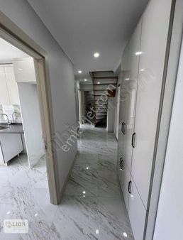 Beylikdüzü Yakupluda Satılık 4+2 Dubleks Metrobüse Yakın