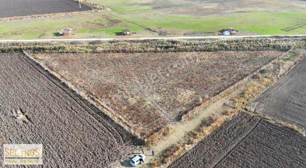Selinos'dan Göcbeyli'de Çiftlik Yapmaya Uygun Tarla