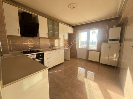 Atapark'ta Manzaralı 3+1 Fırsat Dairesi!