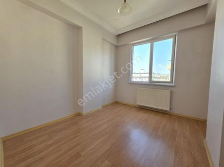 Aktif'ten Ara Kat Çift Balkonlu Tramvaya Sıfır 2+1 Daire