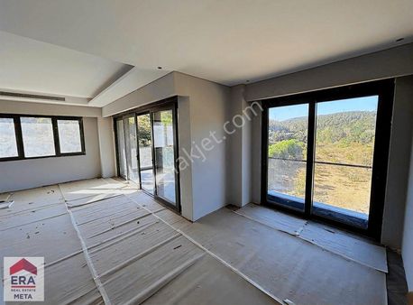 Ala Çekmeköy Orman Projesinde Orman Manzaralı 3+1 Daire