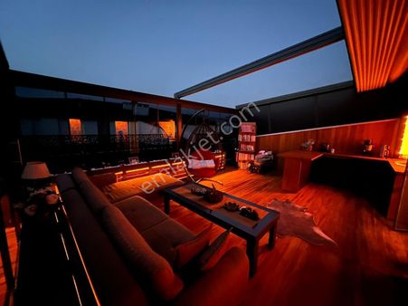 Gümüşden Özel Tasarımlı Site İçerisinde Çift Mutfaklı 4+1 Dublex