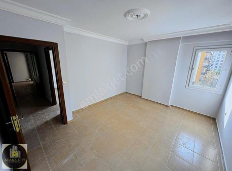 Alparslan Türkeşte 3+1 Kapalı Mutfak Kilerli Genç Bina !!