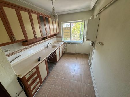 Hayal'den Akşemsettin Mh'de Bağımsız Ara Kat Ön Cephe Geniş Orta Yapıda 3+1 Kupon Daire !