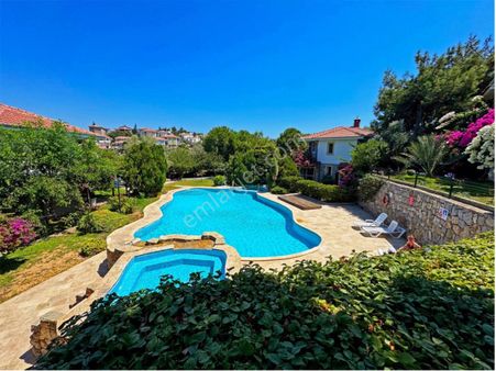 Datça Satılık Zeytindalı Çam Evleri