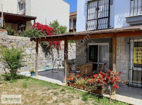 Kuşadası Kadınlar Denizi Bölgesinde 4+1 Satılık Tripleks