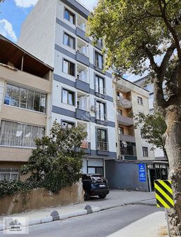 Samandıra Metro Dibinde Tek Daire Üzeri 2+1 Fırsat Daire